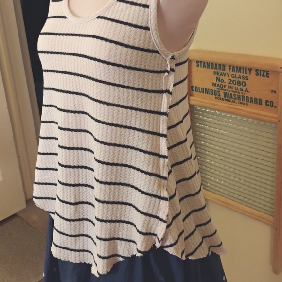 Sleeveless Striped Top Rad Clothing - Picture 2 of 8